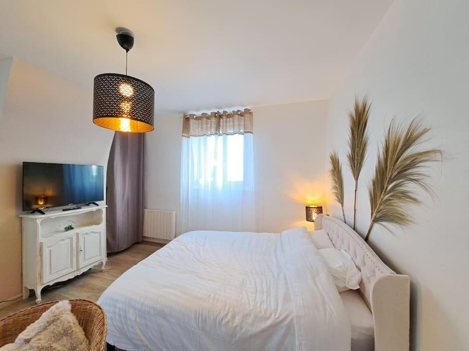 Faro, Vue Sur La Cathedrale Apartment Reims Exterior foto