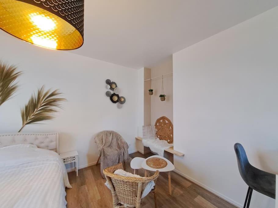 Faro, Vue Sur La Cathedrale Apartment Reims Exterior foto