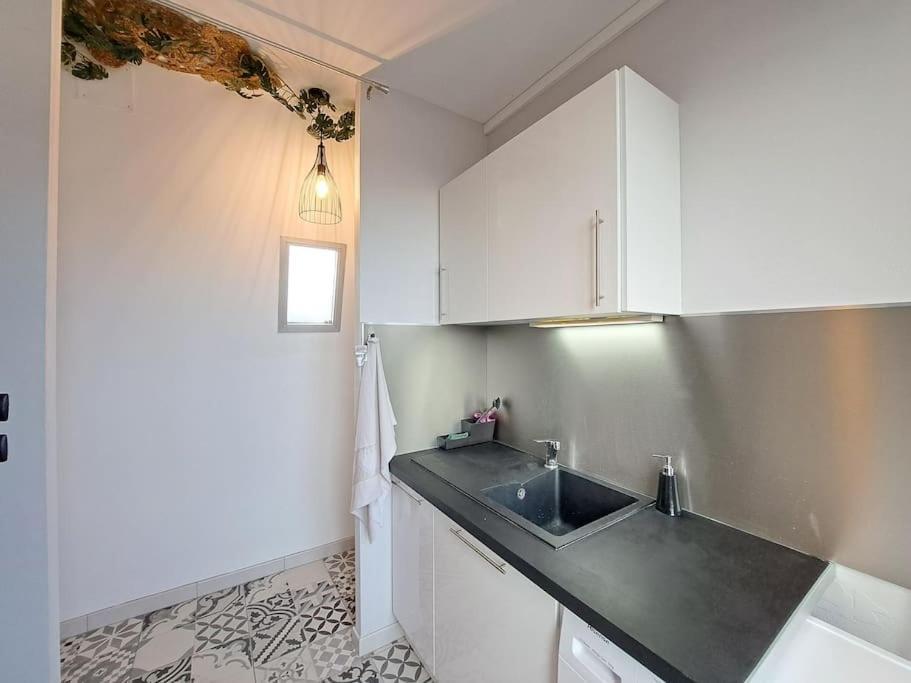 Faro, Vue Sur La Cathedrale Apartment Reims Exterior foto