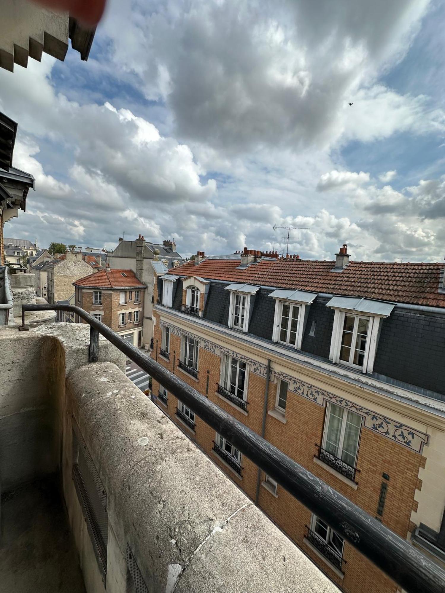 Faro, Vue Sur La Cathedrale Apartment Reims Exterior foto